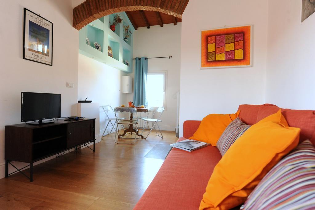 Acacia Firenze - Ciclamino Apartment Exterior photo